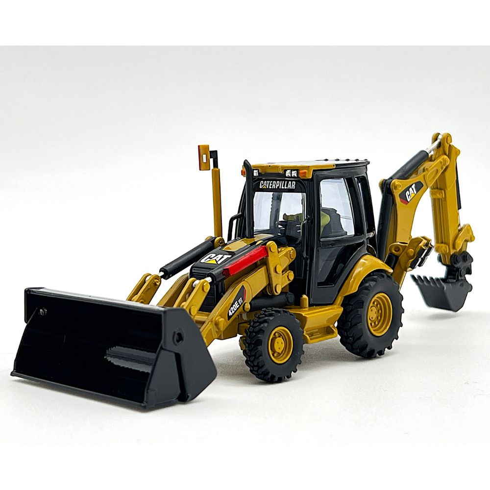 CAT 420E side loader, Diecast masters construction models 150