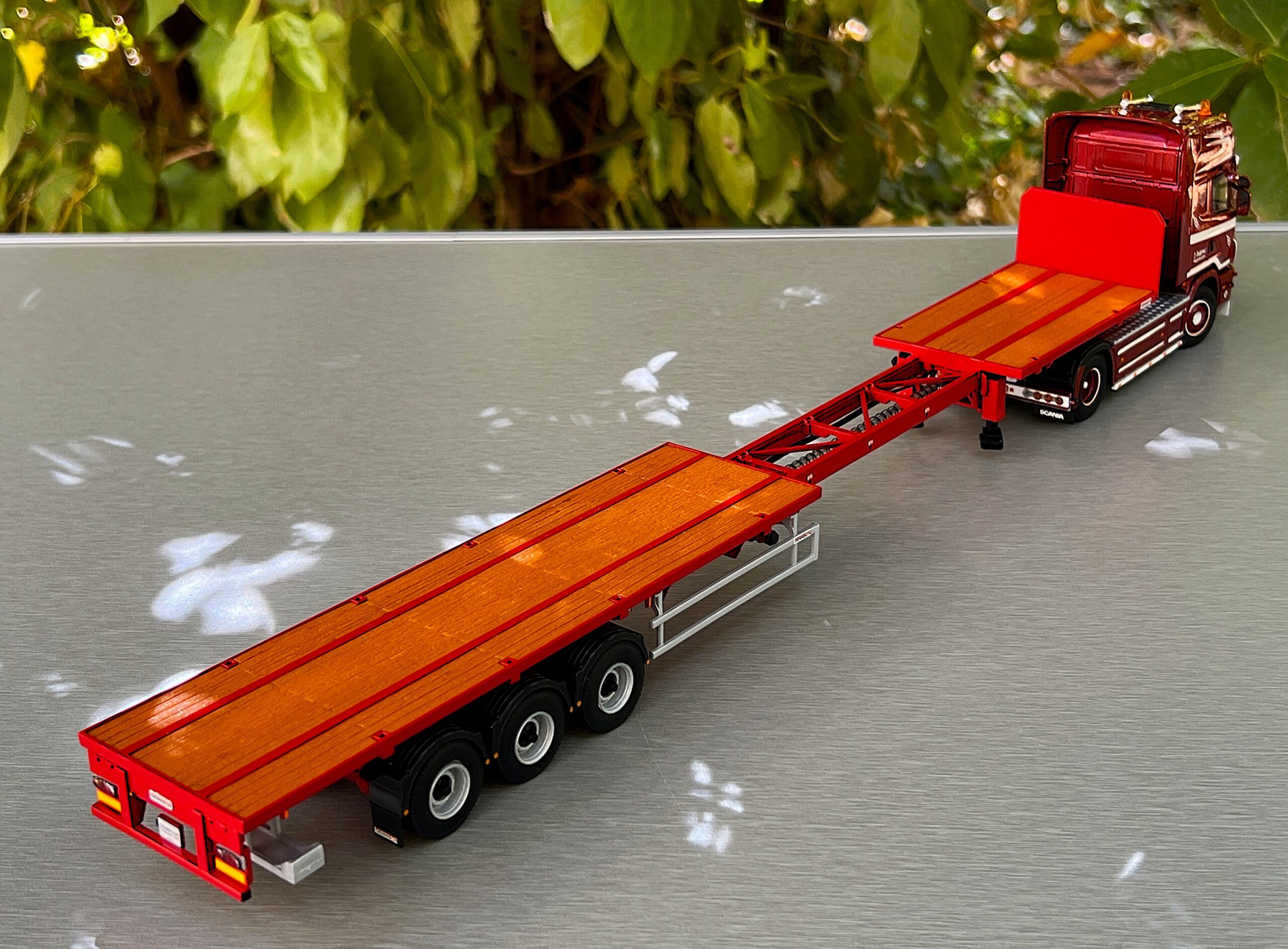 Scania 164L topline 4x2 flatbed extendable trailer D. Arkema WSI