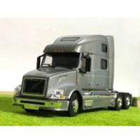 Volvo VN 780 6x4 silver WSI Truck Models