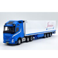 Volvo FH Aero globetrotter XL 6x2 reefer trailer Jansen Urk WSI Truck Models