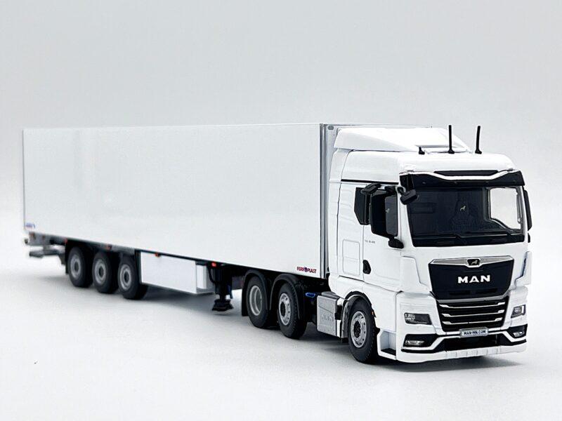MAN TGX GM 6x2 reefer trailer thermoking WSI Truck Models