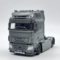 DAF XF super space cab MY2017 4x2 Armor Express WSI Truck Models