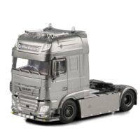 DAF XF super space cab MY2017 4x2 Armor Express WSI Truck Models