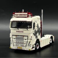 Volvo FH5 sleeper cab 4x2 Van Houten WSI Truck Models