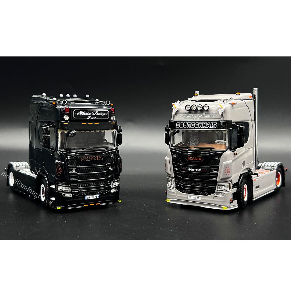 2x Scania R highline CR20H 4×2 (set) Sebastien Boutonnet WSI Truck Models